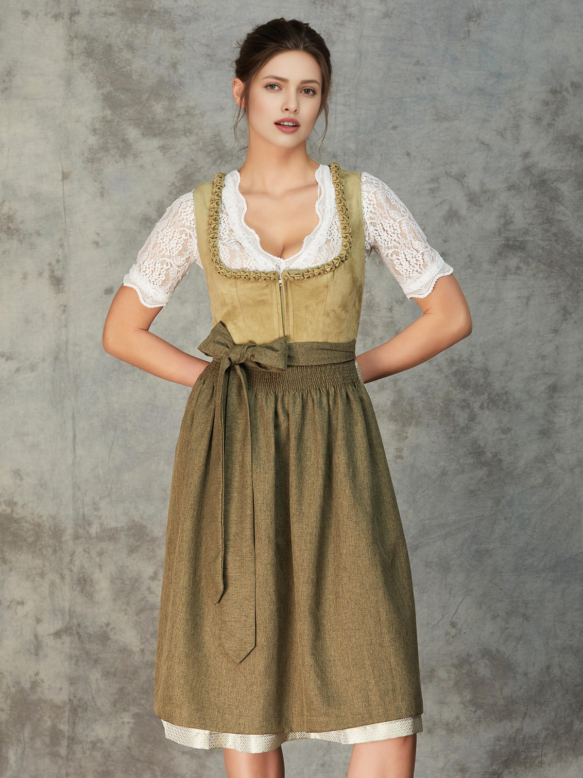 Ausschnitt Dirndl in Grün