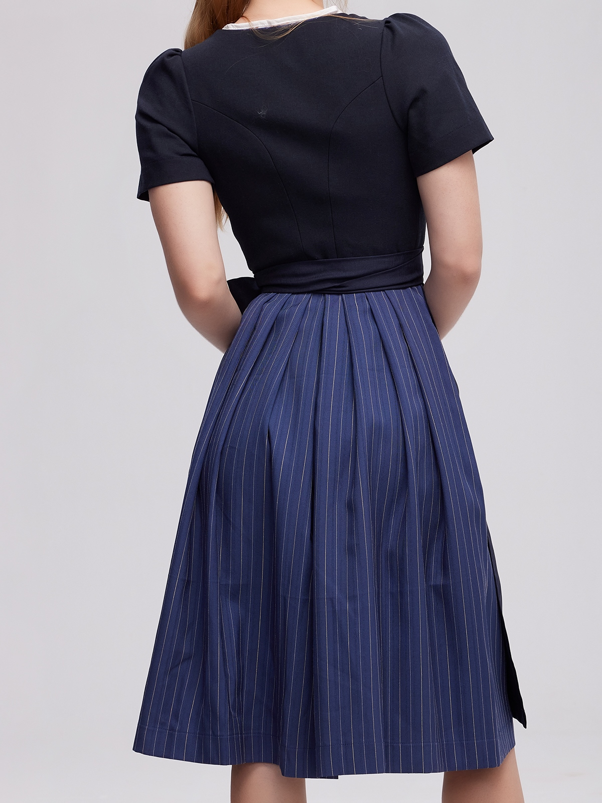 Dirndl in Blau – perfekt für festliche Anlässe