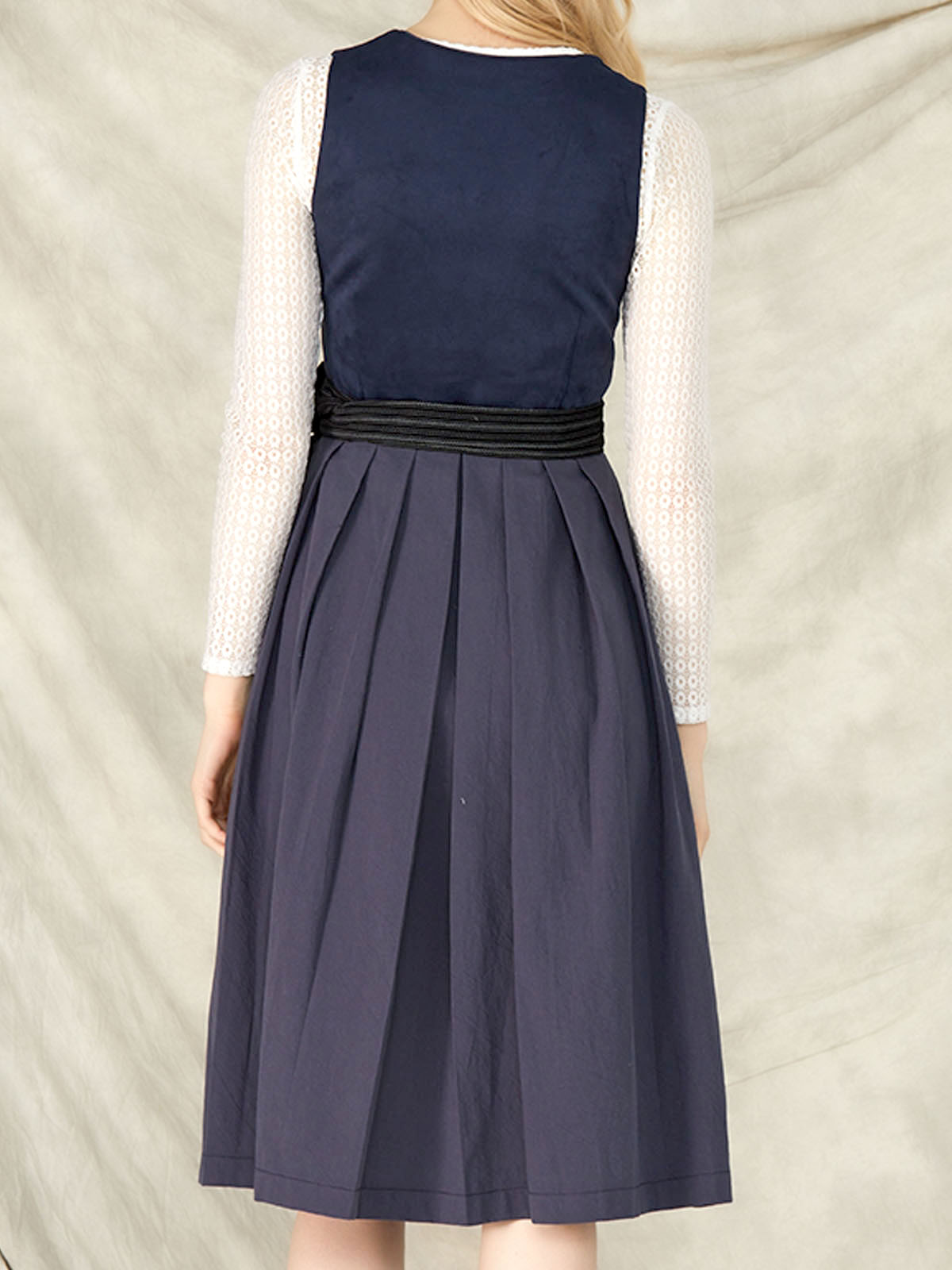 Elegantes blaues Ja Mei Dirndl