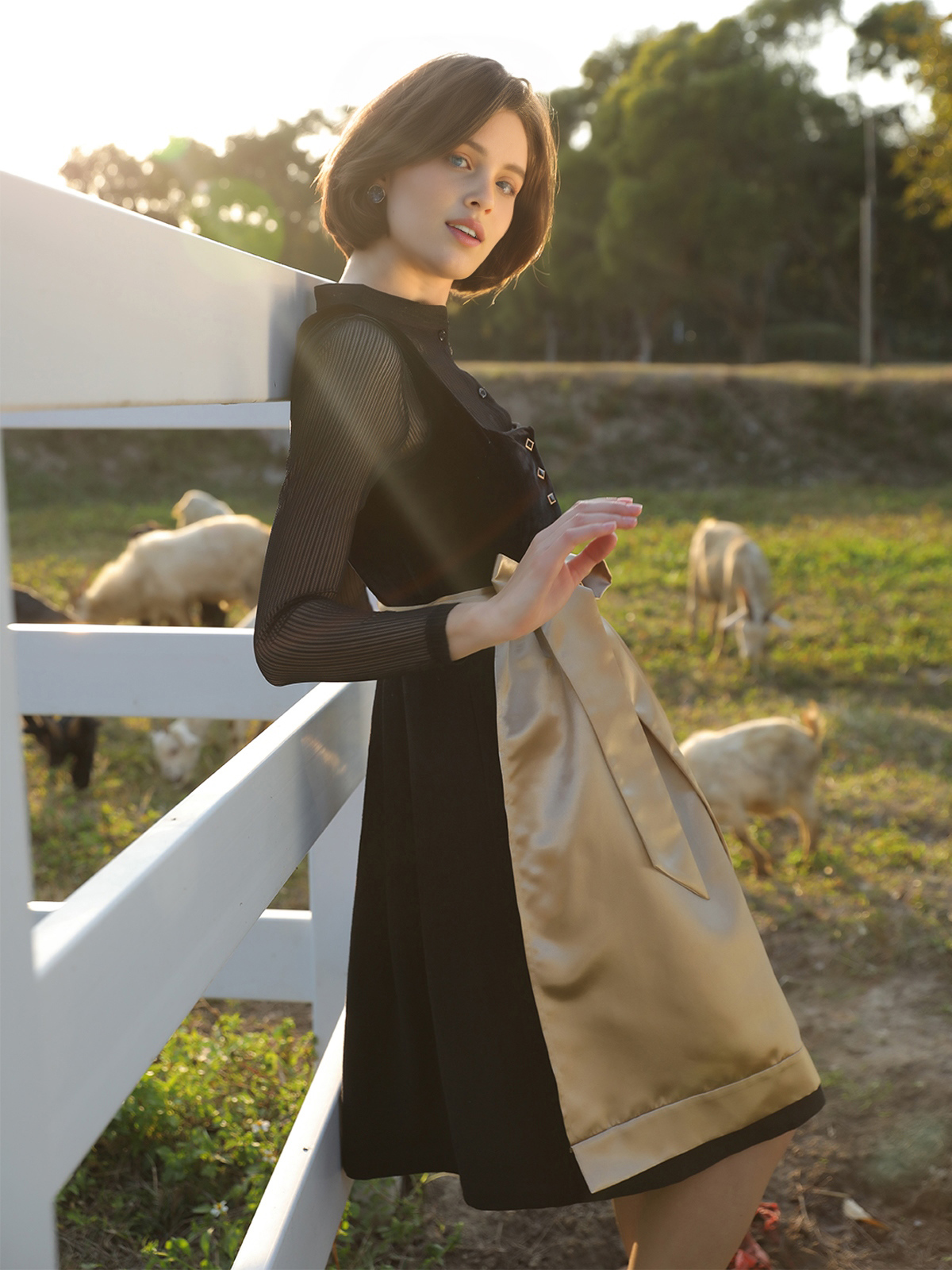 Dirndl Bluse in Blau