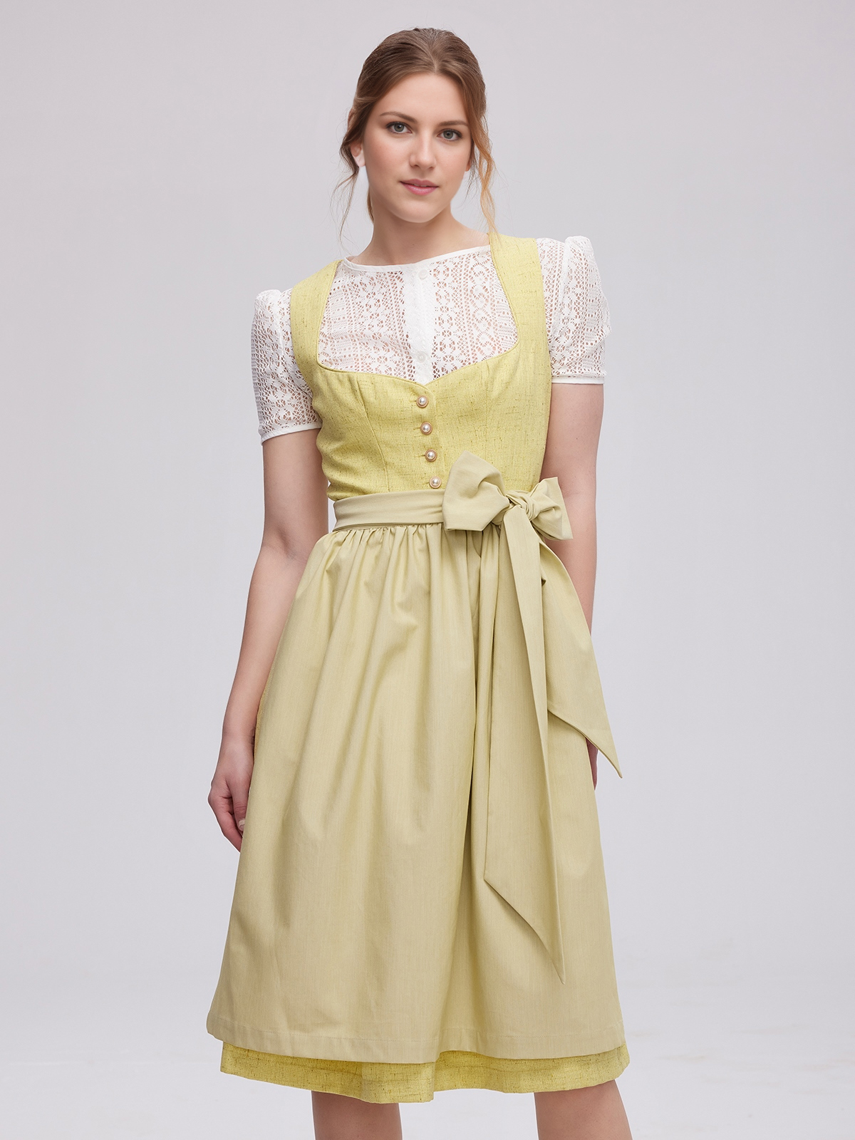 Elegantes gelbes Ja Mei Dirndl