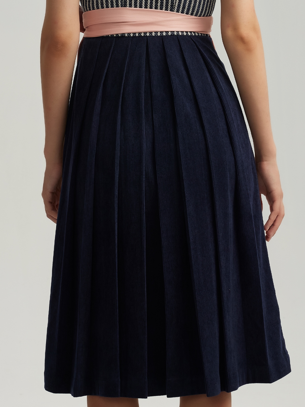 Dirndl in Grün und Braun