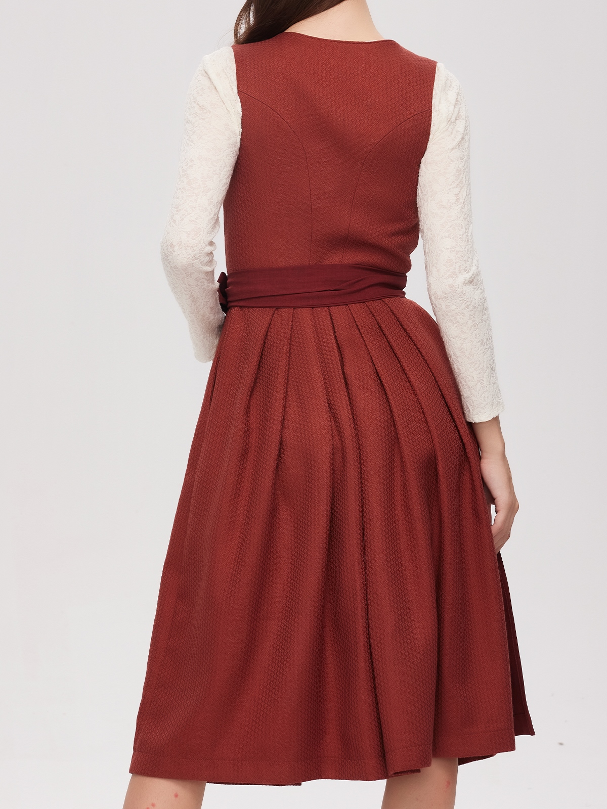 Dirndl Schwarz Spitze – Eleganz pur